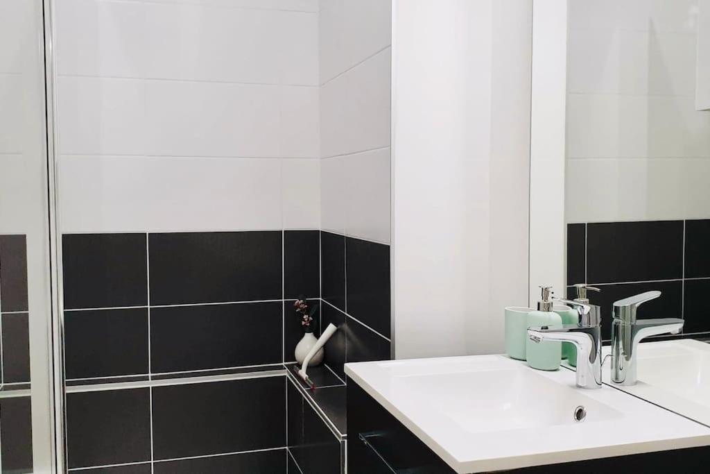 Splendide Appartement De 32M2 Au Centre De Vannes Bagian luar foto